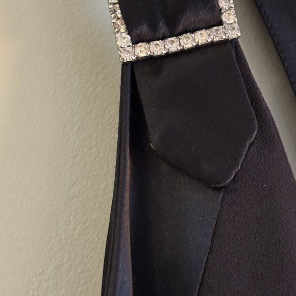 Black Evening Gown - Picture 3 of 4